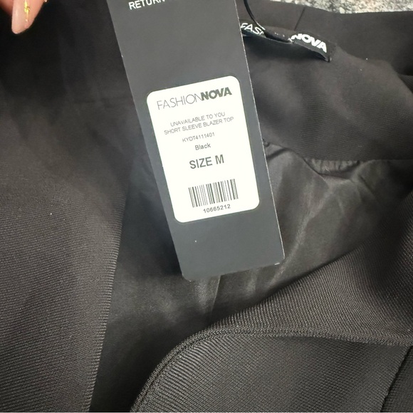 Fashion Nova Black Blazer Top - Picture 3 of 7